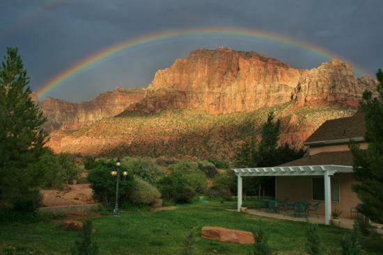 Novel House Inn At Zion Springdale Exterior foto